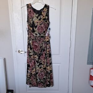 Floral Sleeveless Dress - Black and Pink